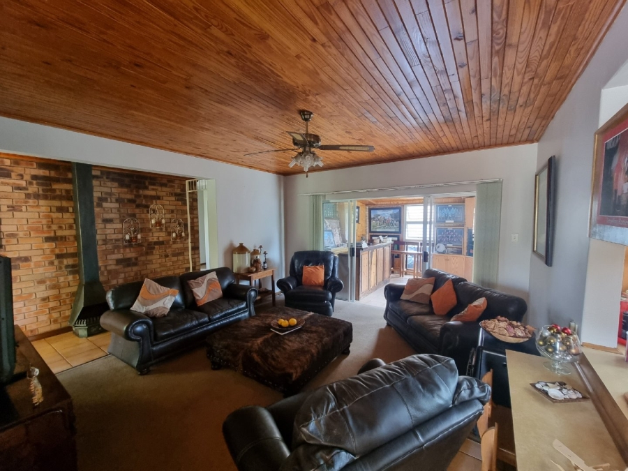 To Let 3 Bedroom Property for Rent in La Provance Free State
